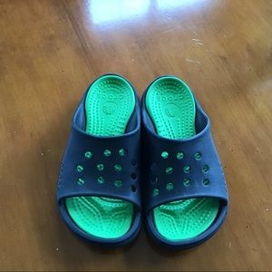 CROCS - EUC size 8 Ladies/6 Men